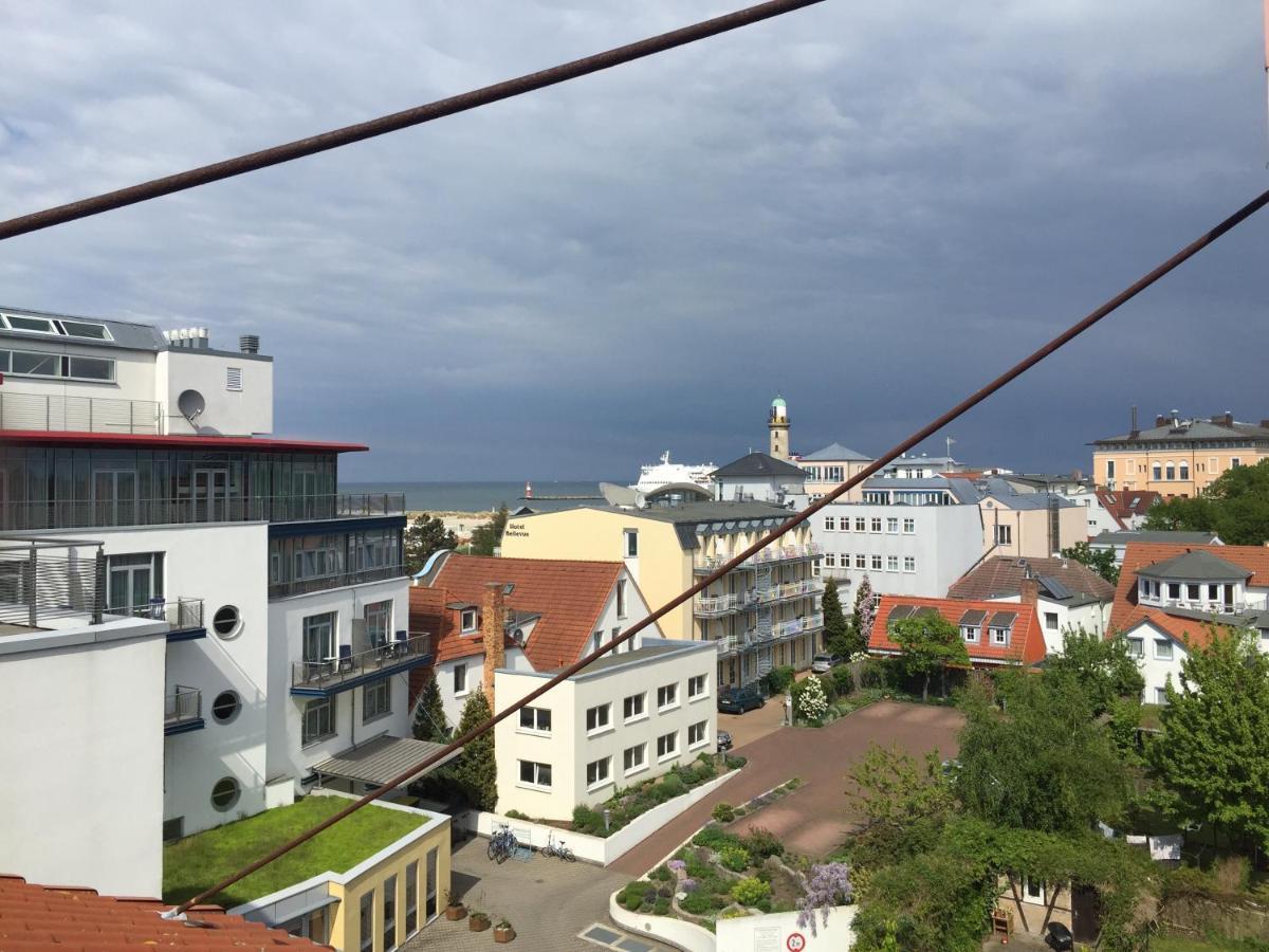 Ankerplatz Warnemuende - Direkte Strandnaehe Mit Leuchtturmblick Росток Екстериор снимка